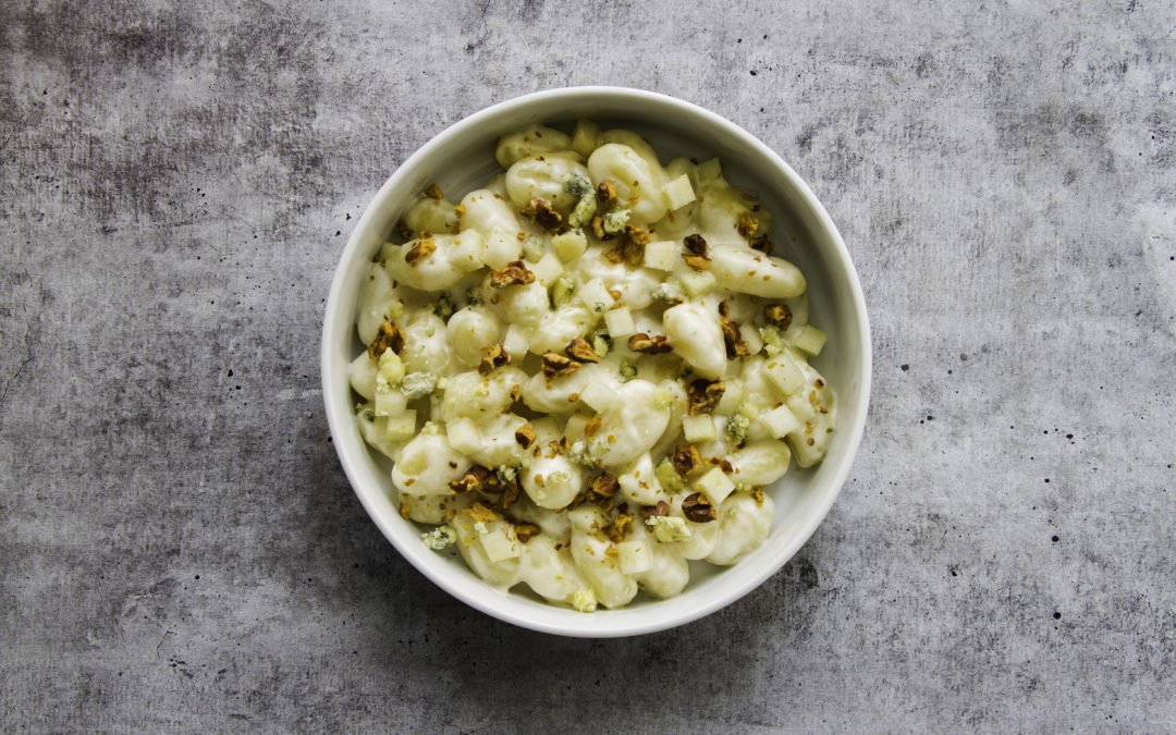 GNOCCHI AU GORGONZOLA, POIRES ET NOIX CARAMÉLISÉES